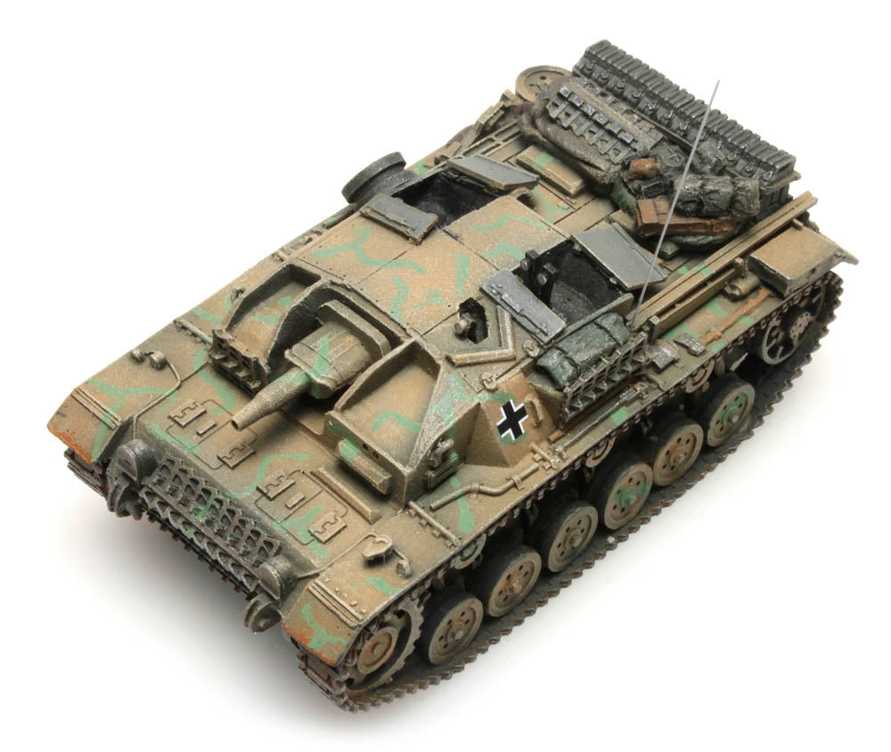 Artitec German StuG III Ausf. C/D Camouflage 387.324 – 1:87 HO Scale Model