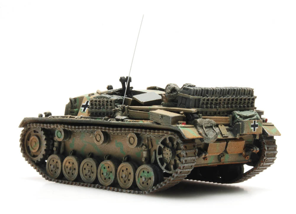 Artitec German StuG III Ausf. C/D Camouflage 387.324 – 1:87 HO Scale Model
