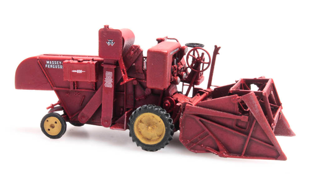 Artitec Massey Ferguson MF 830 Combine 387.337 – 1:87 HO Scale Model