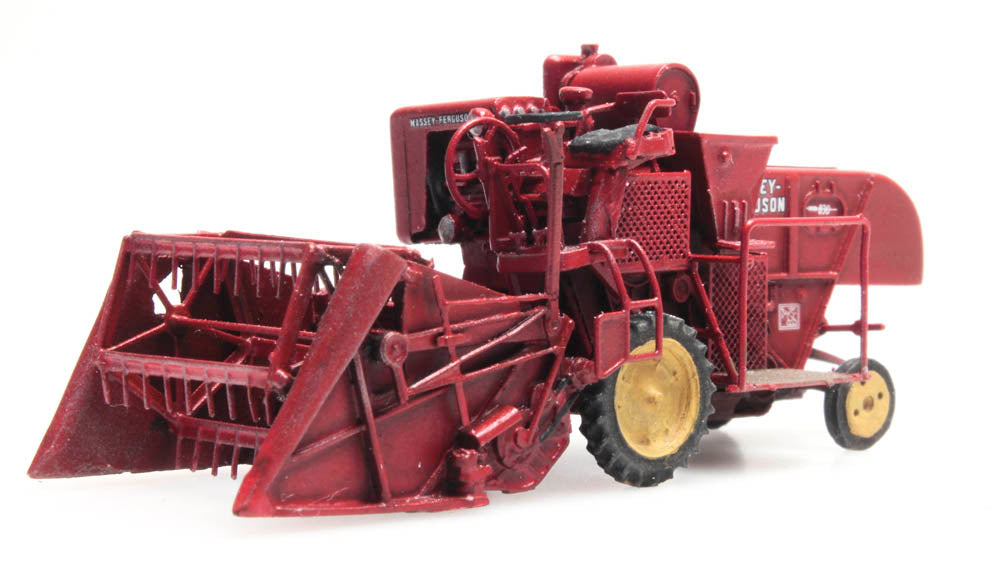 Artitec Massey Ferguson MF 830 Combine 387.337 – 1:87 HO Scale Model