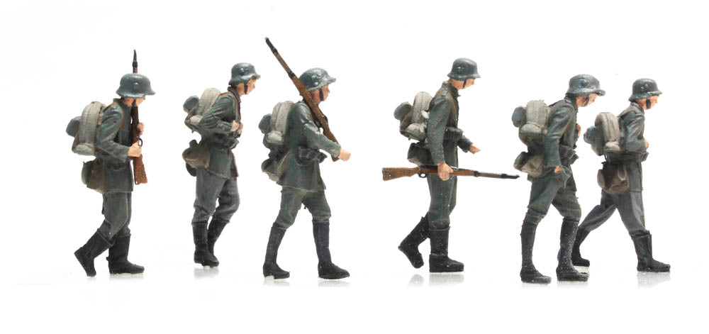 Artitec German WWI Marching Infantry 6 Figures 387.404