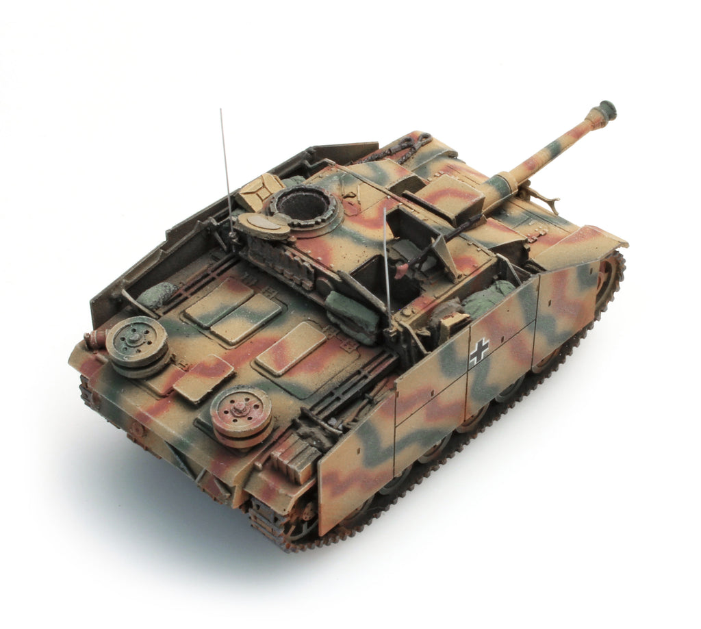 Artitec 387.48-CM German StuG III Ausf. G 1943 Camouflage 1:87 HO Ready-Made Model