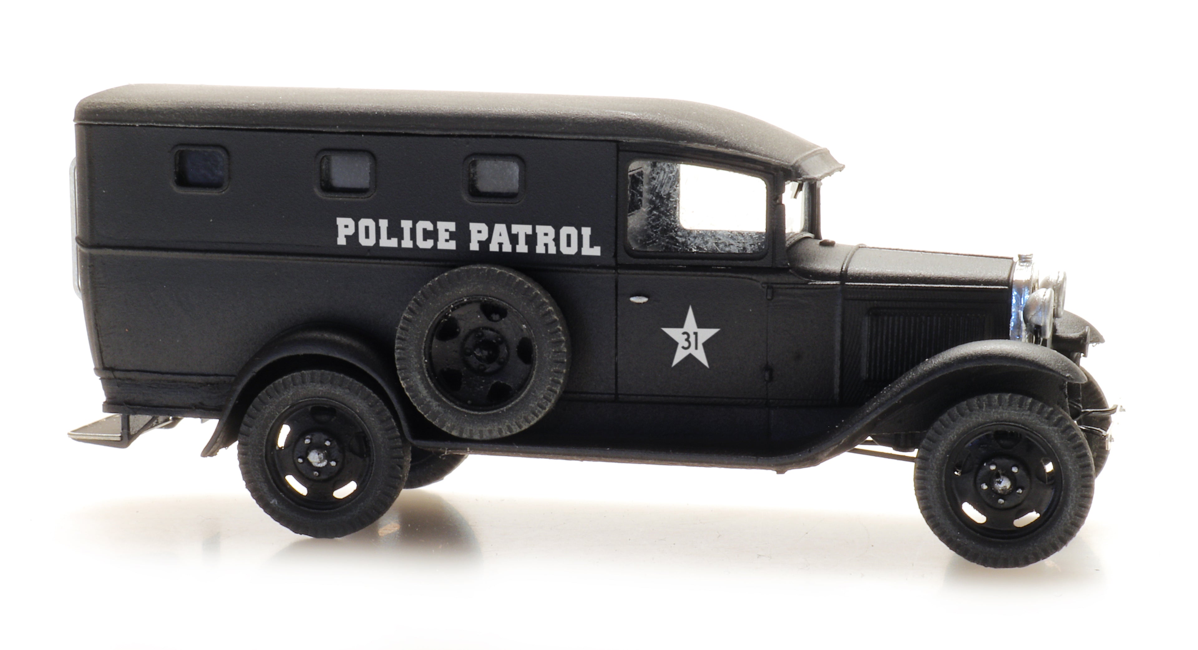 Artitec Ford Model AA Police Patrol Van 387.528 HO Scale
