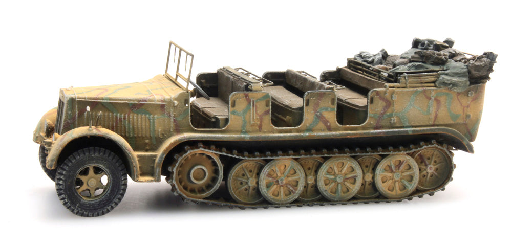 Artitec German Sd.Kfz. 7 Half-Track Personnel Carrier 8t Camouflage 6870067 1:87 HO Scale Model