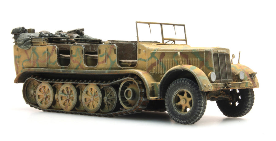Artitec German Sd.Kfz. 7 Half-Track Personnel Carrier 8t Camouflage 6870067 1:87 HO Scale Model