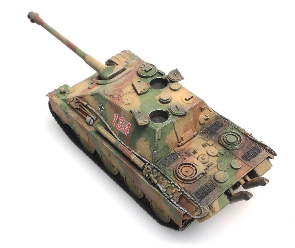 Artitec German Jagdpanther Late Flecktarnung 6870207 – 1:87 HO Scale Model