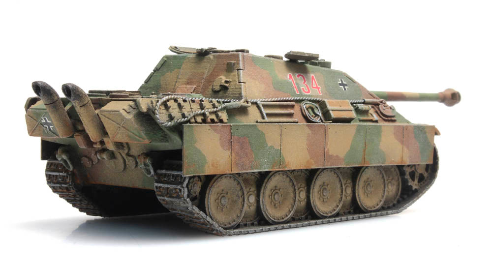 Artitec German Jagdpanther Late Flecktarnung 6870207 – 1:87 HO Scale Model