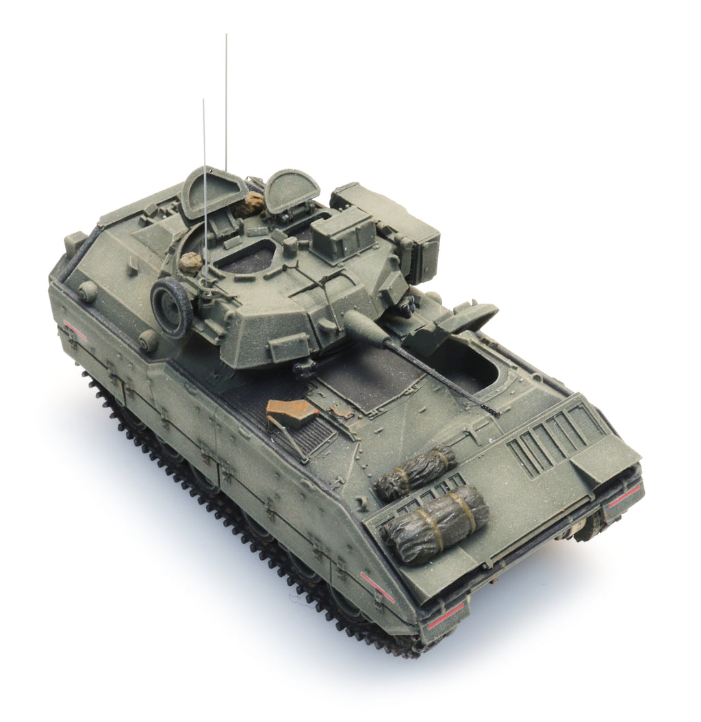 Artitec 6870262 US M2 IFV Bradley Forest Green 1:87 HO Scale Ready-Made Model
