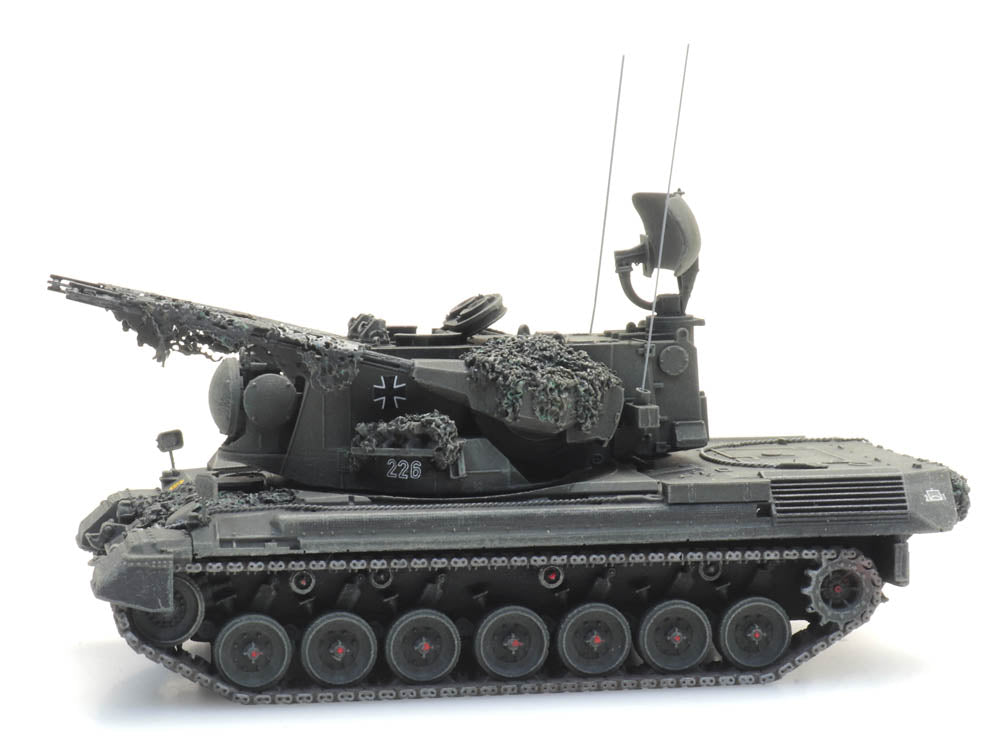 Artitec German Flak Panzer Gepard Battle Ready 6870395 – 1:87 HO Scale Model