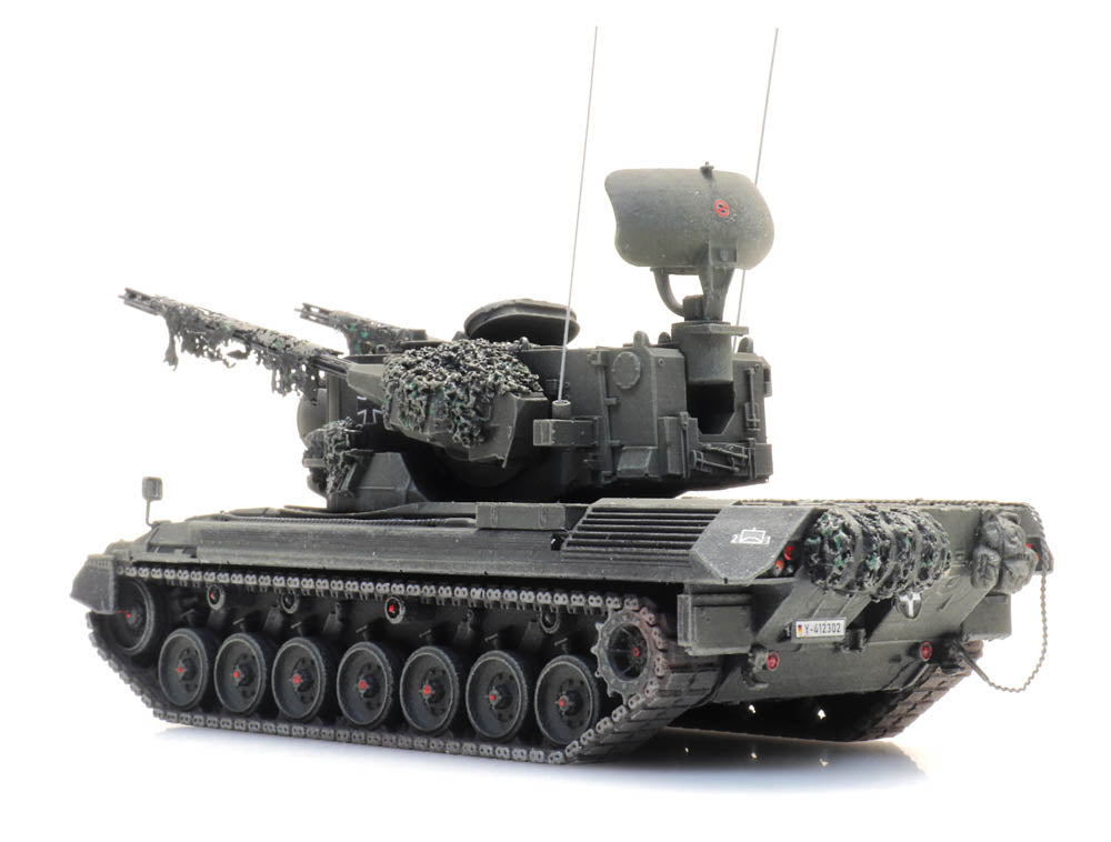 Artitec German Flak Panzer Gepard Battle Ready 6870395 – 1:87 HO Scale Model