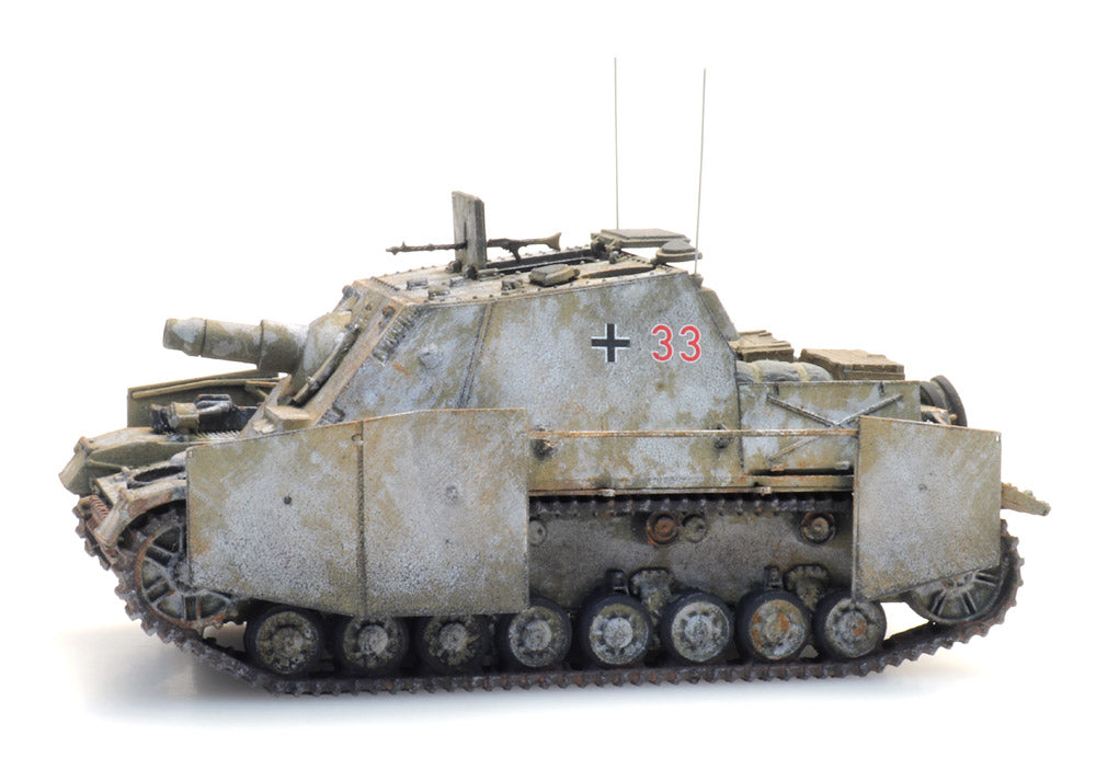 Artitec German Sturmpanzer IV Brummbär Winter 6870406 – 1:87 HO Scale Model