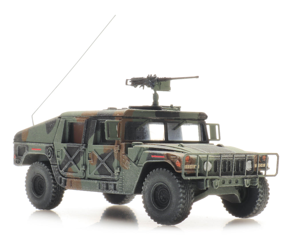 Artitec 6870543 US Humvee Camo Armored 0.50 MG TK/INF 1:87 HO Scale Model
