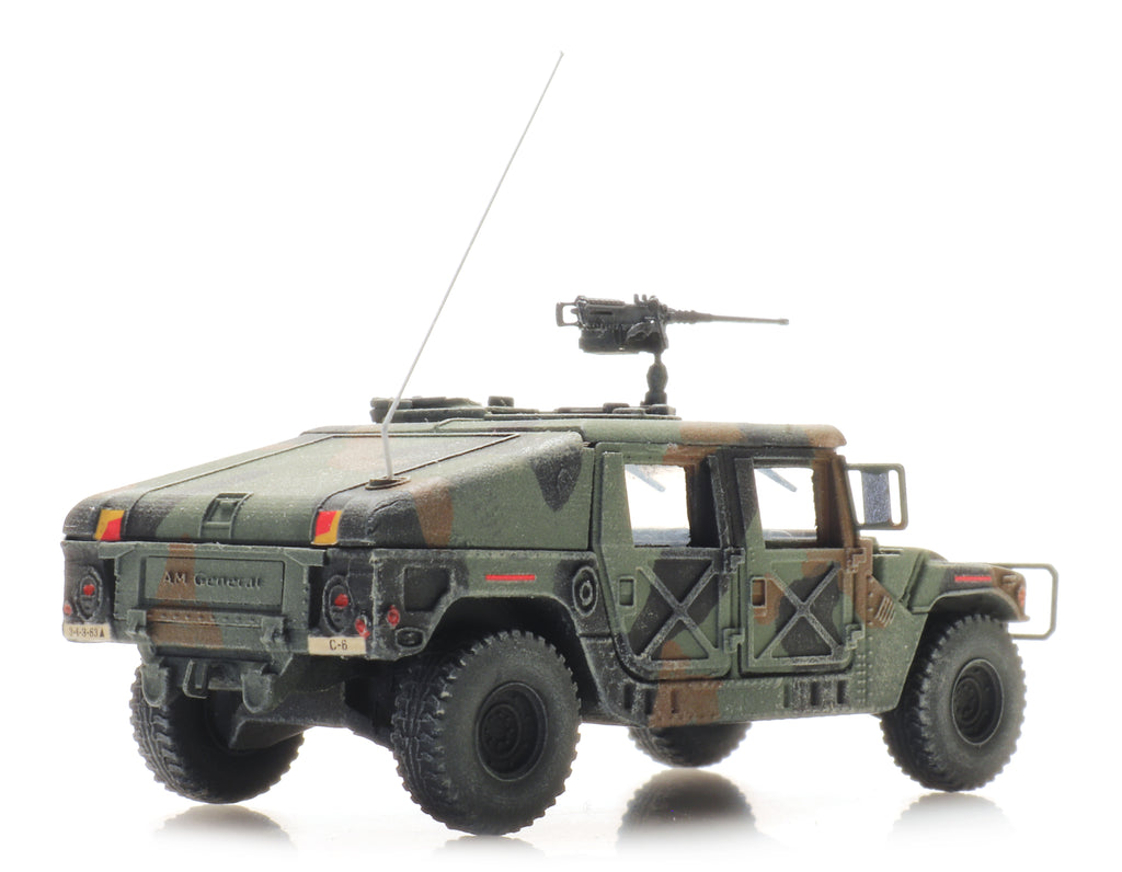 Artitec 6870543 US Humvee Camo Armored 0.50 MG TK/INF 1:87 HO Scale Model