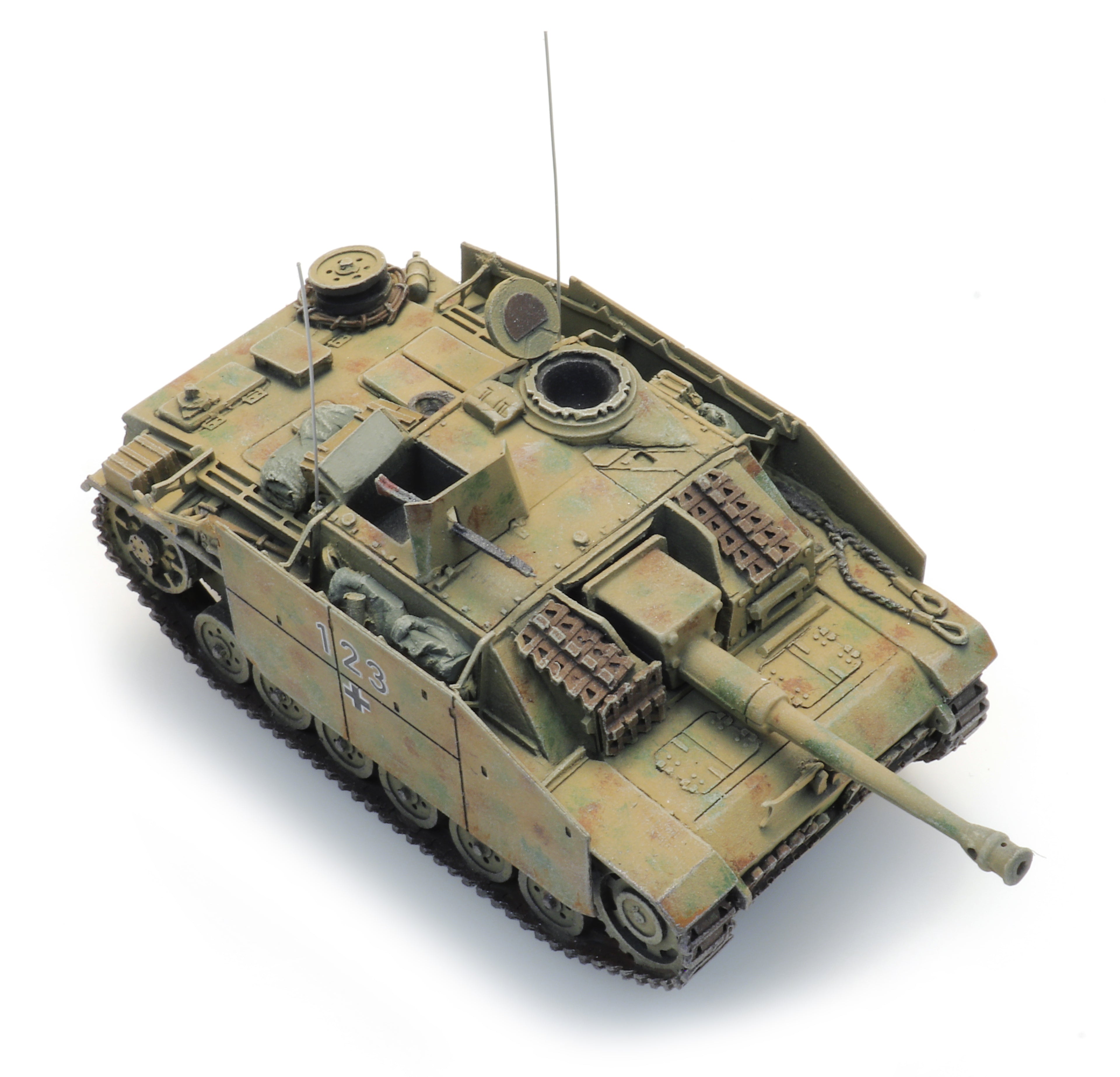 Artitec German StuG III Ausf. G Three-Tone Camouflage 6870562 1:87 HO Scale Model
