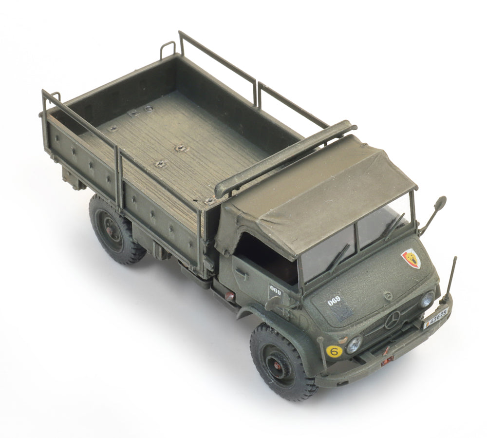 Artitec Belgian Unimog 404S Open-Bed Truck Green 1:87 HO Scale