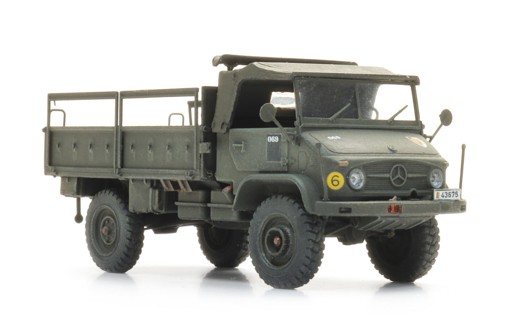 Artitec Belgian Unimog 404S Open-Bed Truck Green 1:87 HO Scale