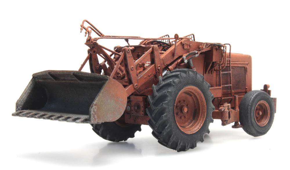 Artitec 387.379 Bischoff Polytrac wheel loader with shovel in orange – 1:87 HO scale