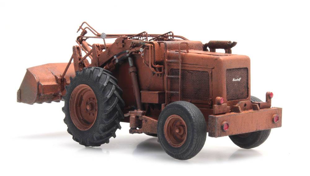 Artitec 387.379 Bischoff Polytrac wheel loader with shovel in orange – 1:87 HO scale