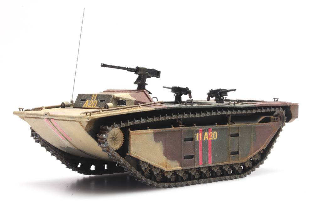 US LVT(A)-2 Landing Vehicle Tracked Iwo Jima – Artitec 6870162