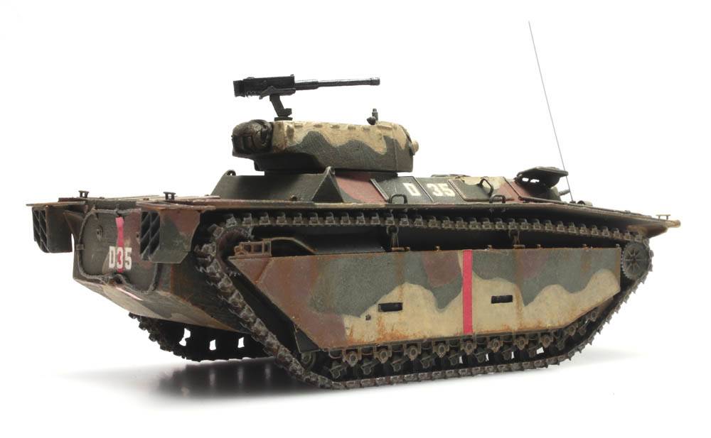 US LVT(A)-4 Landing Vehicle Tracked Iwo Jima – Artitec 6870163
