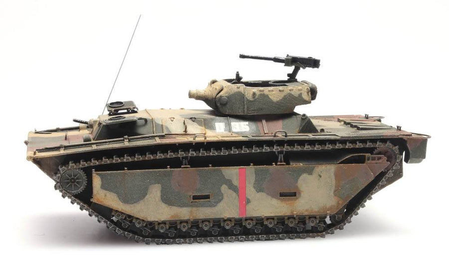 US LVT(A)-4 Landing Vehicle Tracked Iwo Jima – Artitec 6870163