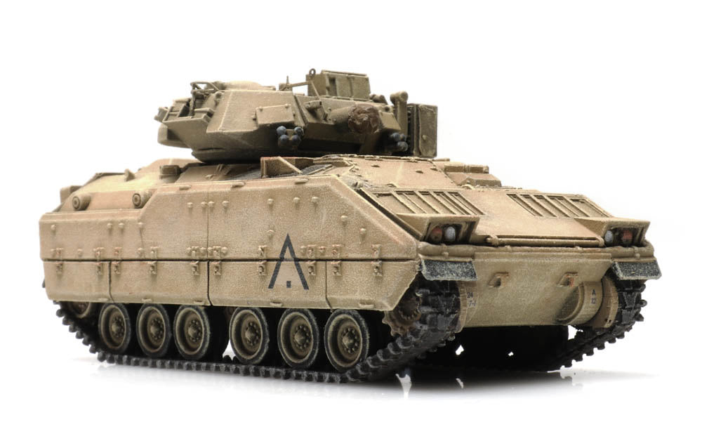 Artitec 6870266 US M2 IFV Bradley Desert Train Load 1:87 HO Scale Model