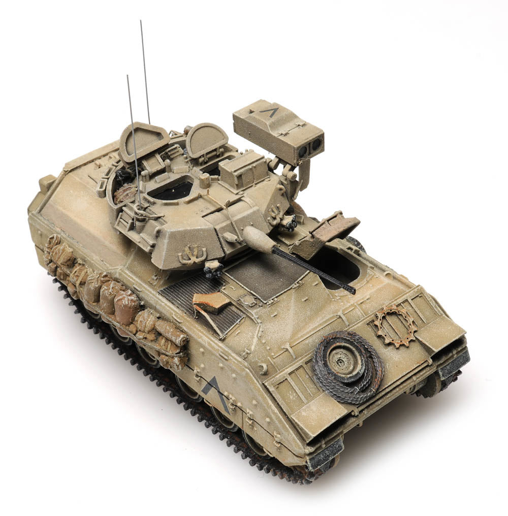 Artitec 6870270 US M3 CFV Bradley Desert 1:87 HO Scale Model