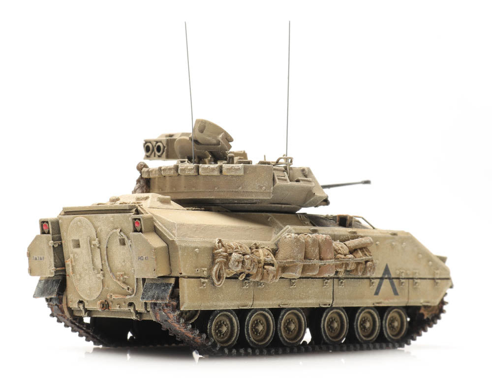 Artitec 6870270 US M3 CFV Bradley Desert 1:87 HO Scale Model