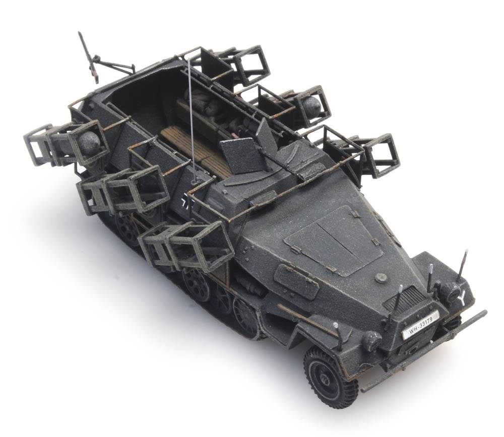 Artitec 387.402 German Sd.Kfz. 251/1 Ausf. B with Wurfrahmen in German gray – 1:87 HO scale