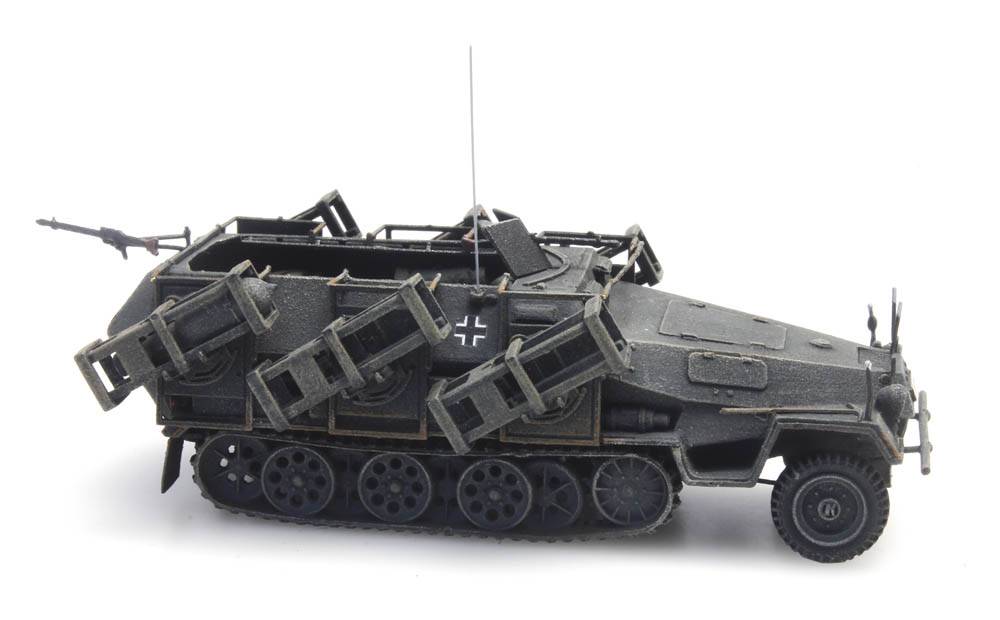 Artitec 387.402 German Sd.Kfz. 251/1 Ausf. B with Wurfrahmen in German gray – 1:87 HO scale