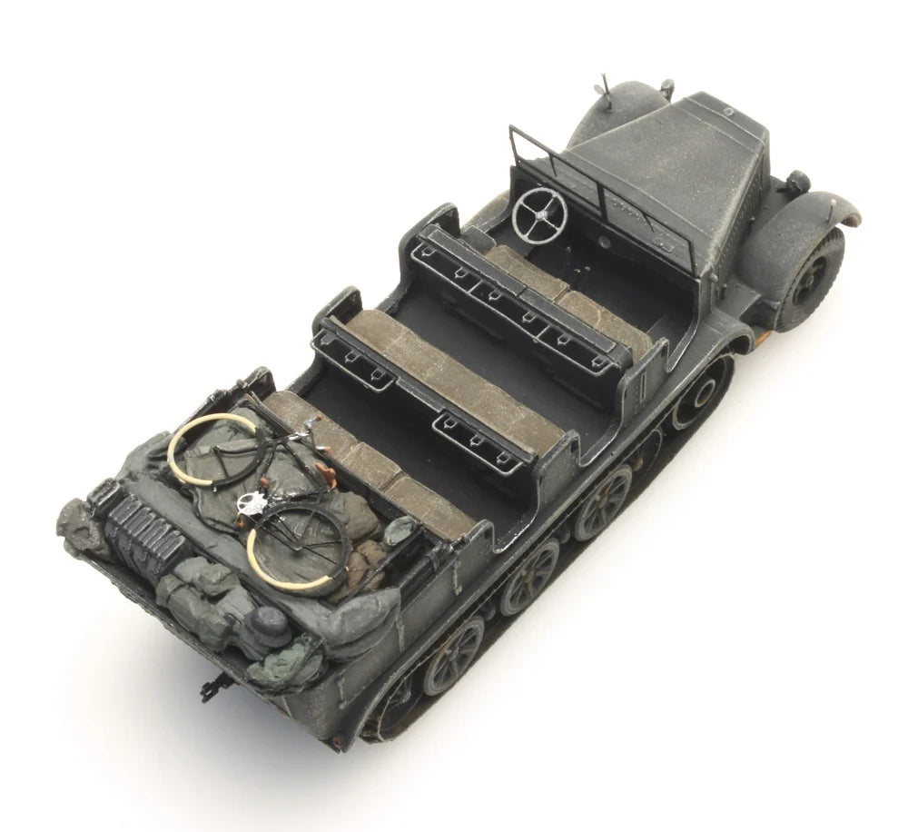 Artitec German Sd.Kfz. 7 Zugkraftwagen 8t Gray 6870065 – 1:87 HO Half-Track Model