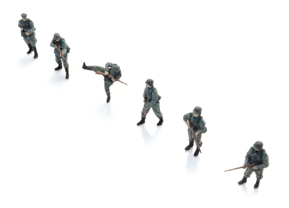 Artitec German WWII Wehrmacht Infantry Breaching Door, 6 Figures 5870061