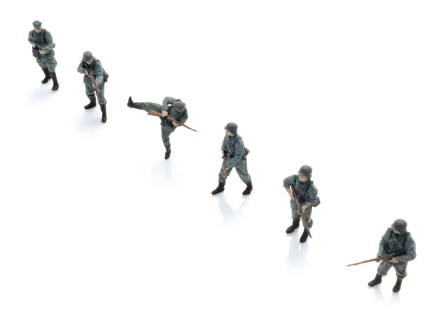 Artitec German WWII Wehrmacht Infantry Breaching Door, 6 Figures 5870061