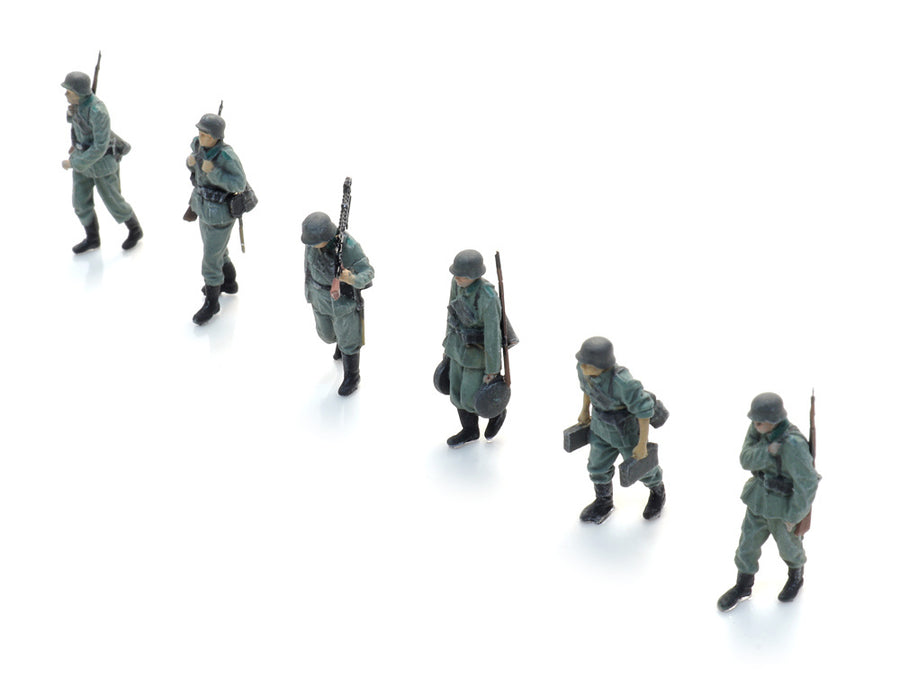 Artitec German WWII Wehrmacht Infantry Marching to Frontline, 6 Figures 5870062
